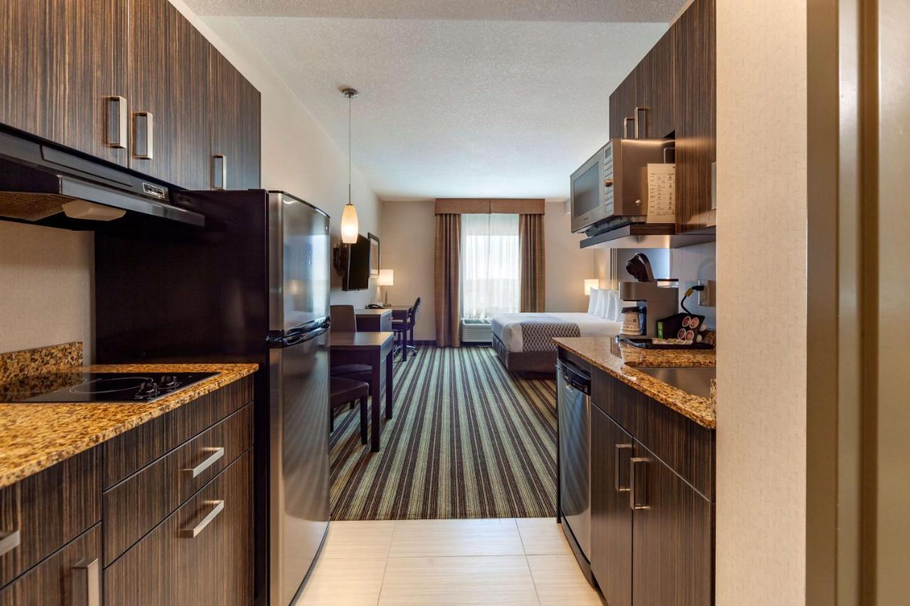 Best Western Plus Drayton Valley All Suites Exterior foto